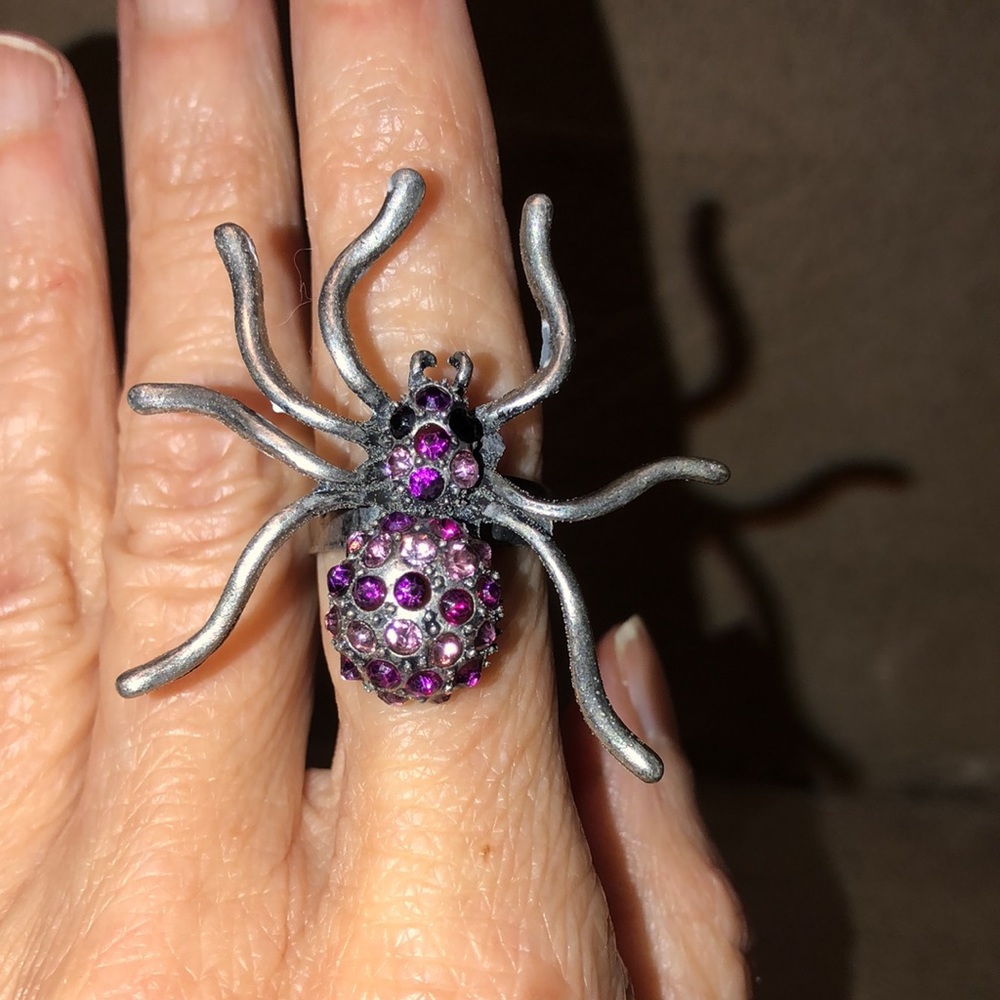 Beautiful Vintage Rhinestone Spider Ring ๐ท๏ธ - Picture 6 of 10